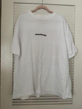 4HUNNID Men's White Short Sleeve Logo Tee